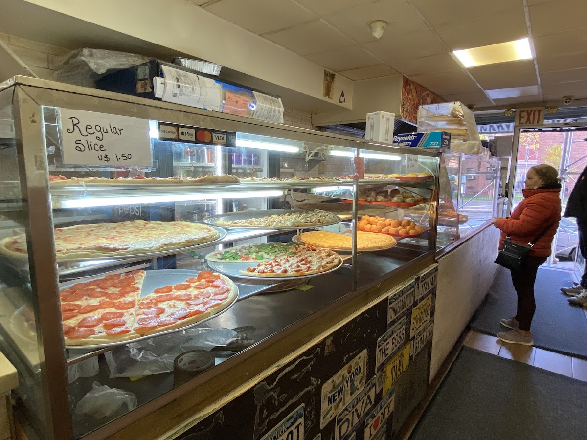 Avenue D Pizza Photos 2